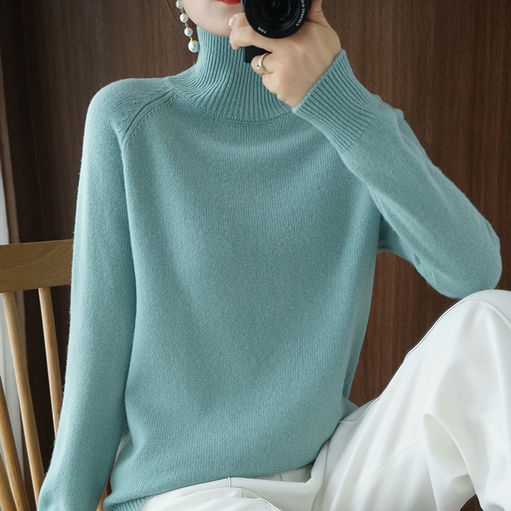 Sara - Elegant Turtleneck Sweater