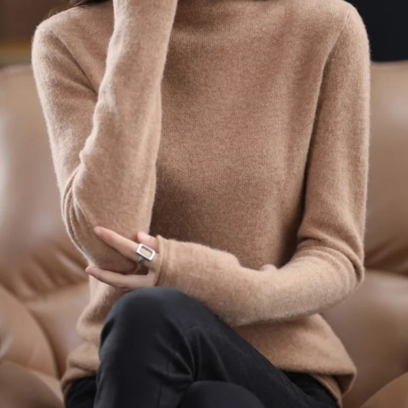 Robyn - Lightweight Sweater