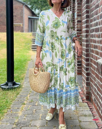 👗 Long dress with modern print