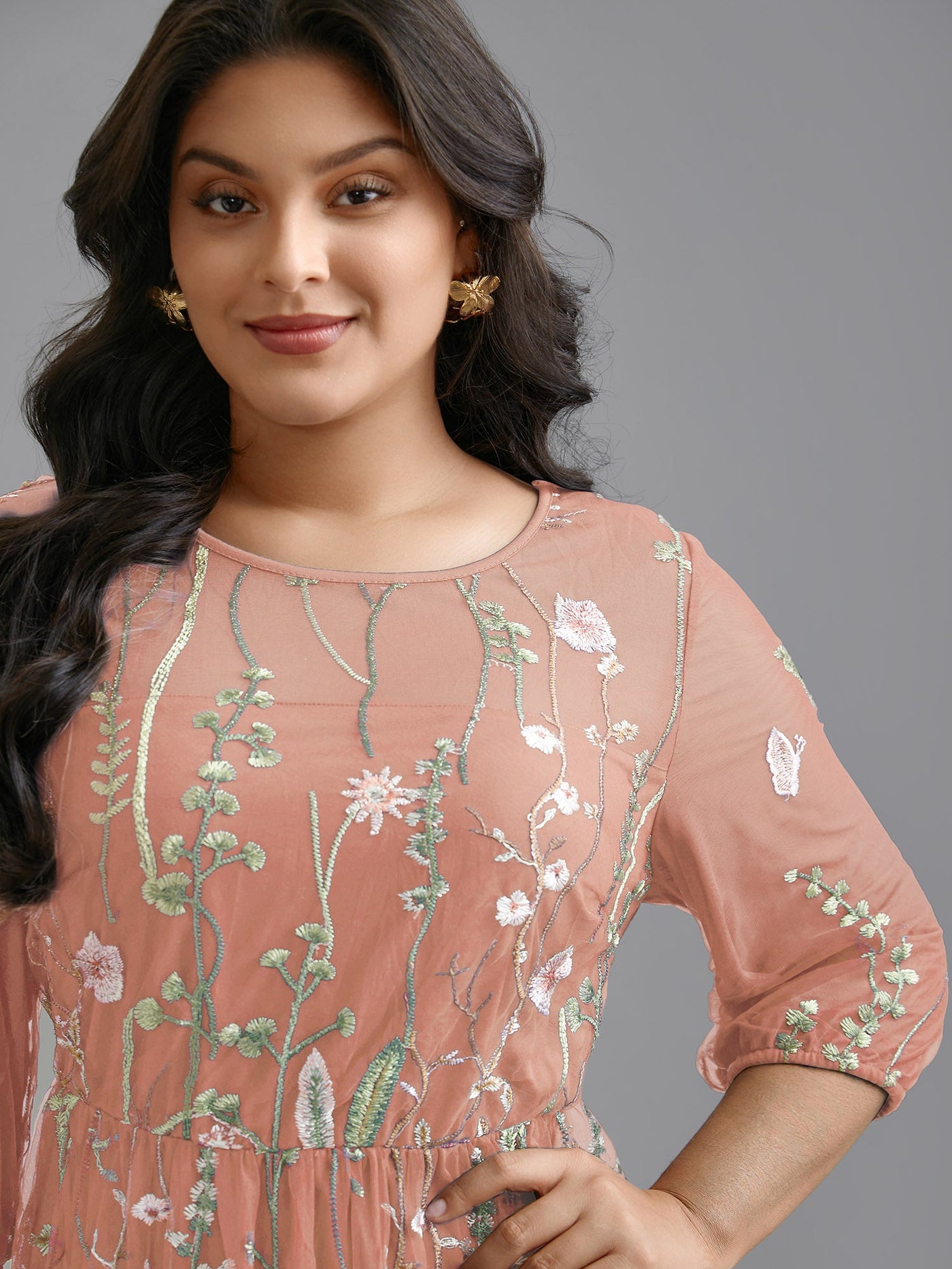 Floral Embroidered Elastic Waist Lined Midi Dress