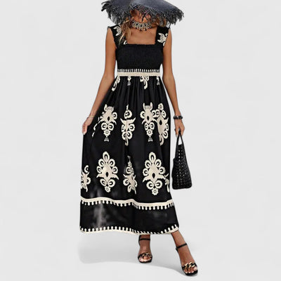CHANELL - ELEGANT FLOWY BOHO MAXI DRESS