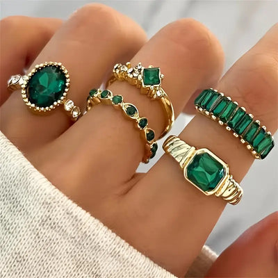Zarina Exquisite Emerald Gold Ring Set