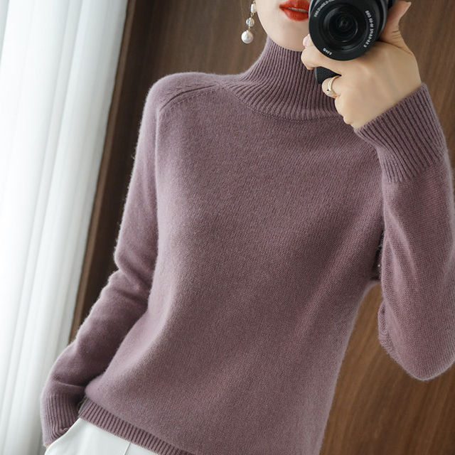 Sara - Elegant Turtleneck Sweater