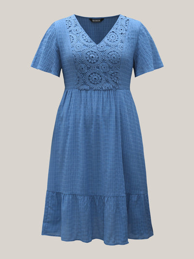 Lace Textured Pockets Tiered Midi Dress