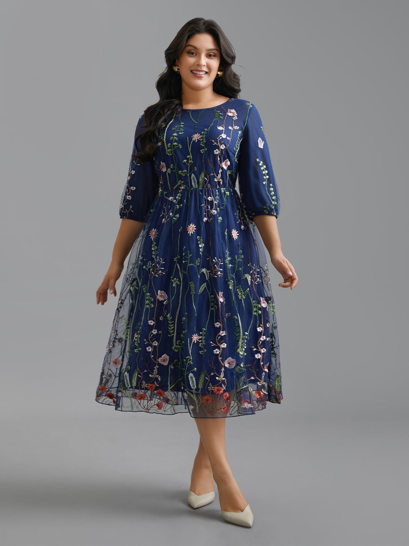 Floral Embroidered Elastic Waist Lined Midi Dress