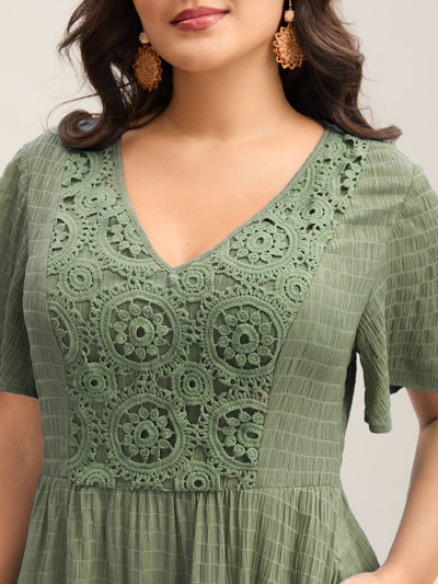 Lace Textured Pockets Tiered Midi Dress