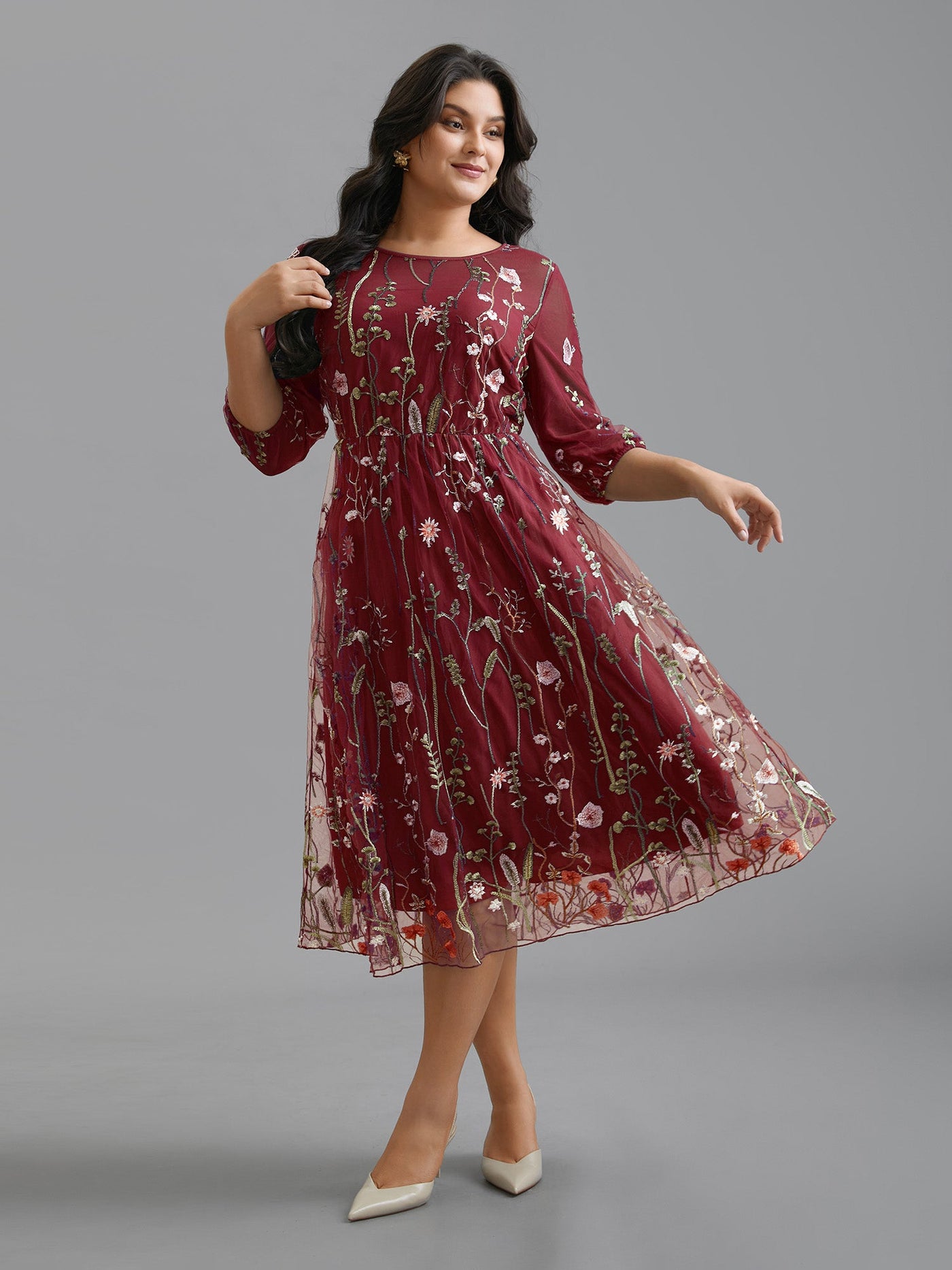 Floral Embroidered Elastic Waist Lined Midi Dress