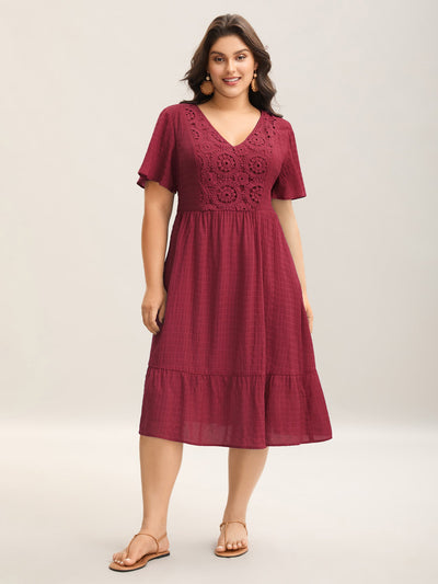 Lace Textured Pockets Tiered Midi Dress