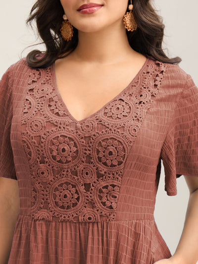 Lace Textured Pockets Tiered Midi Dress