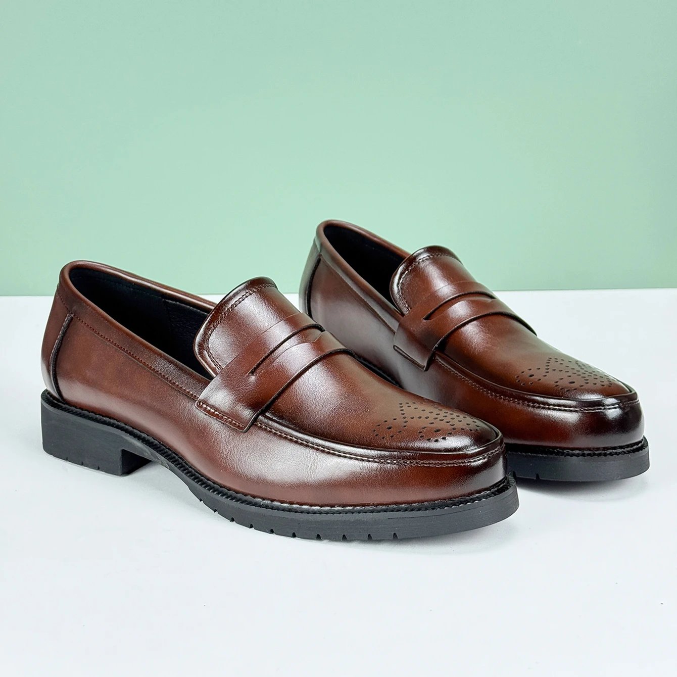 Barclay Crest Penny Loafers