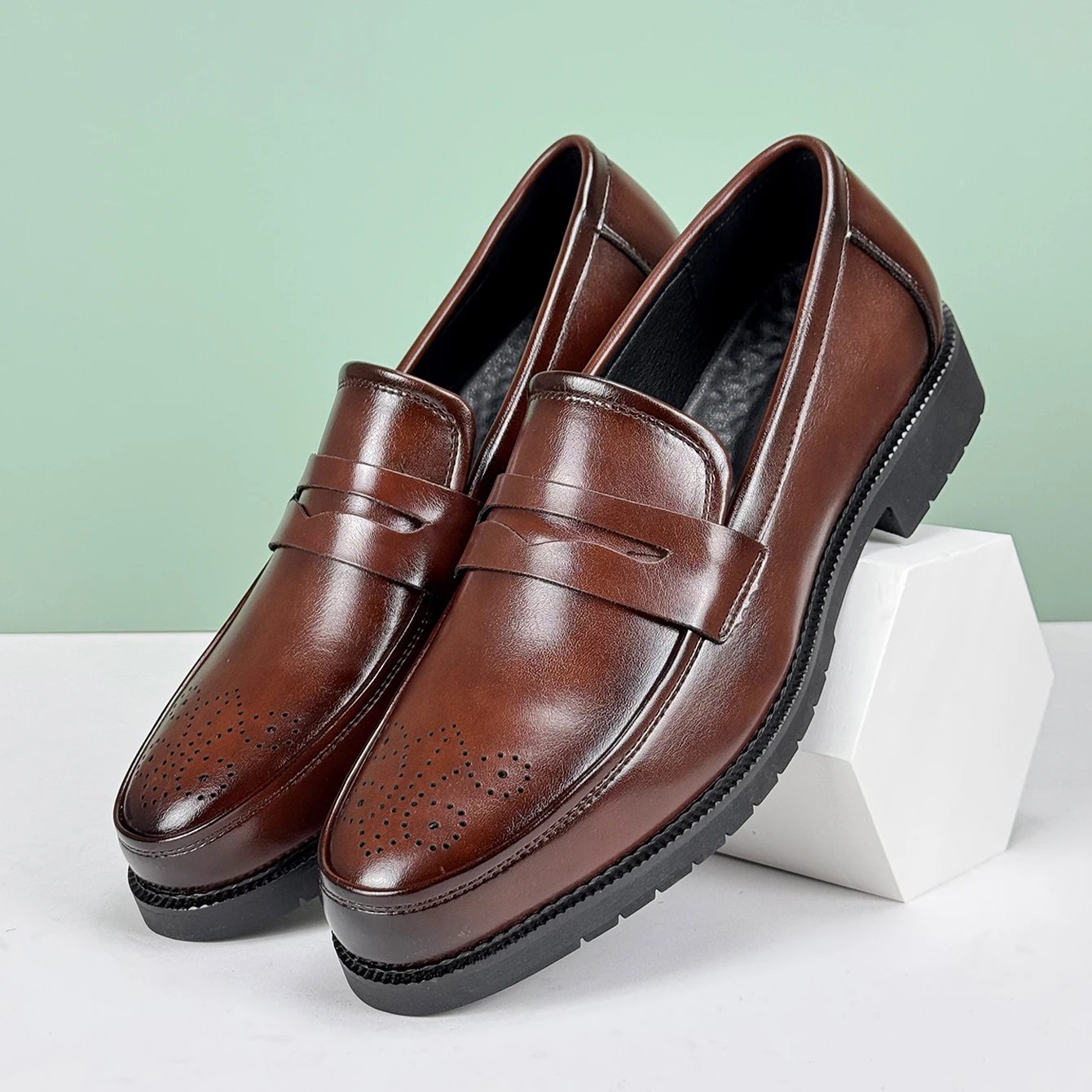 Barclay Crest Penny Loafers