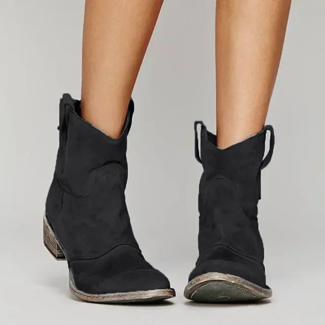 Kirsten - Timeless Western Boots for Effortless Everyday Style